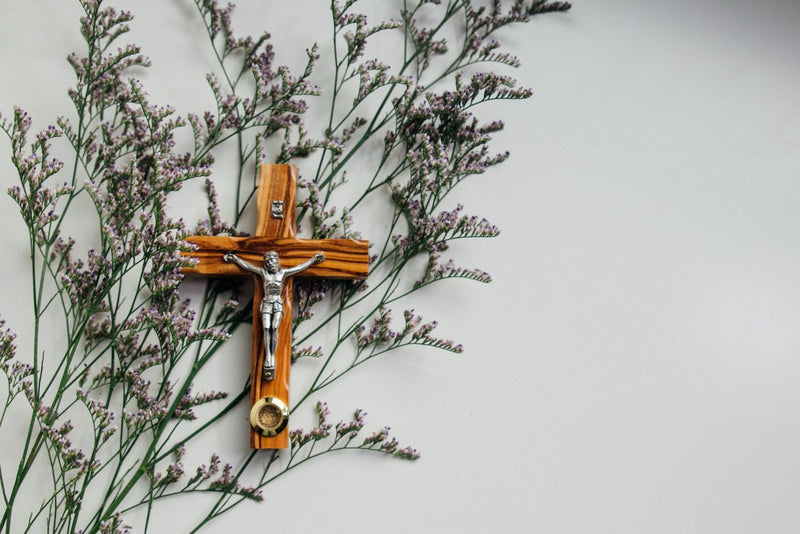 5 Simple, Easy Ways to Pray the Stations of the Cross with Kids - Into the Deep