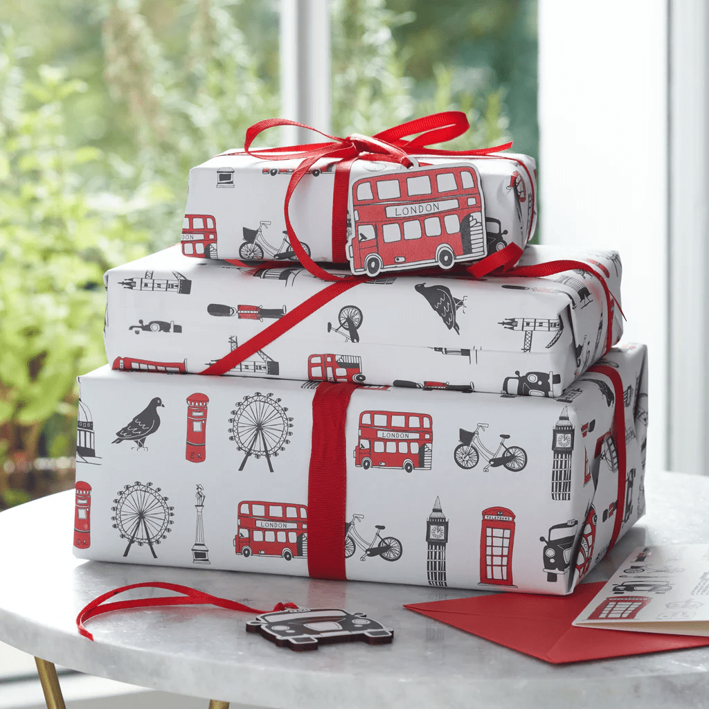 Gift Wrapping - Into the Deep